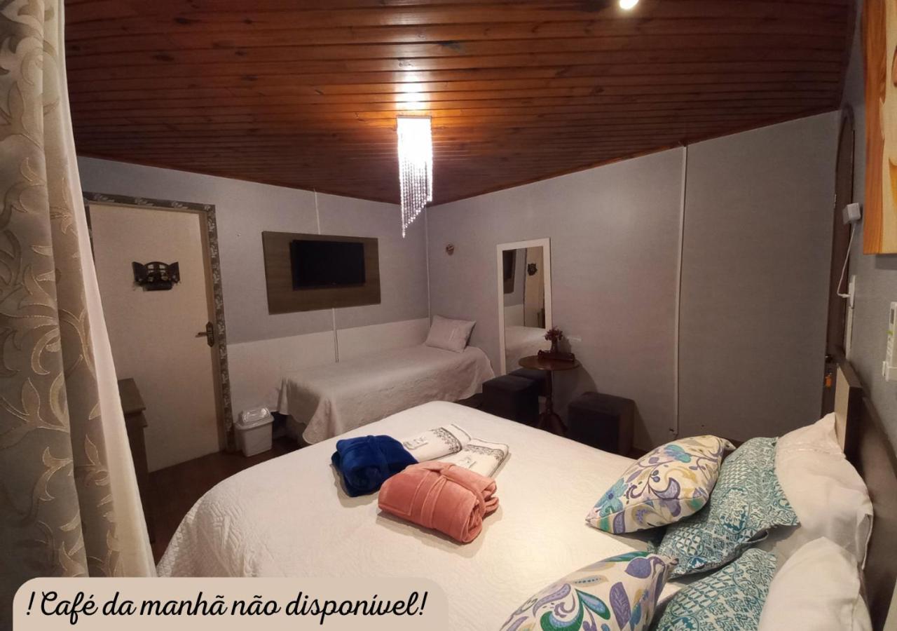 Hospedagem Alternativa Familia Martins Урубиси Екстериор снимка